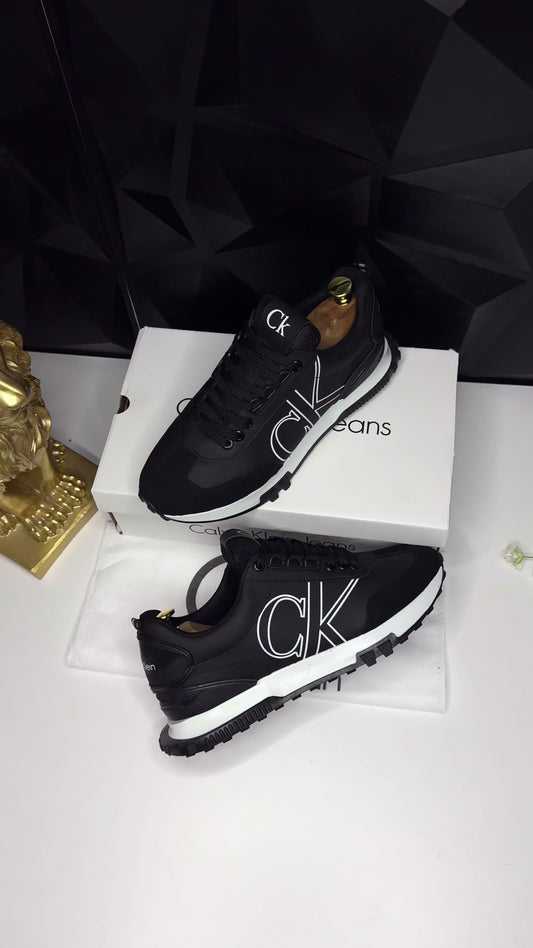 Calvin Klein M.Ç Siyah Beyaz